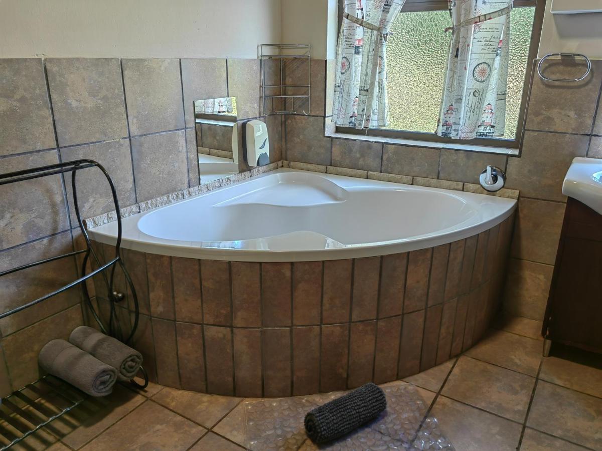 Mountain Valley Stay - Unit 4 Mbombela Eksteriør bilde